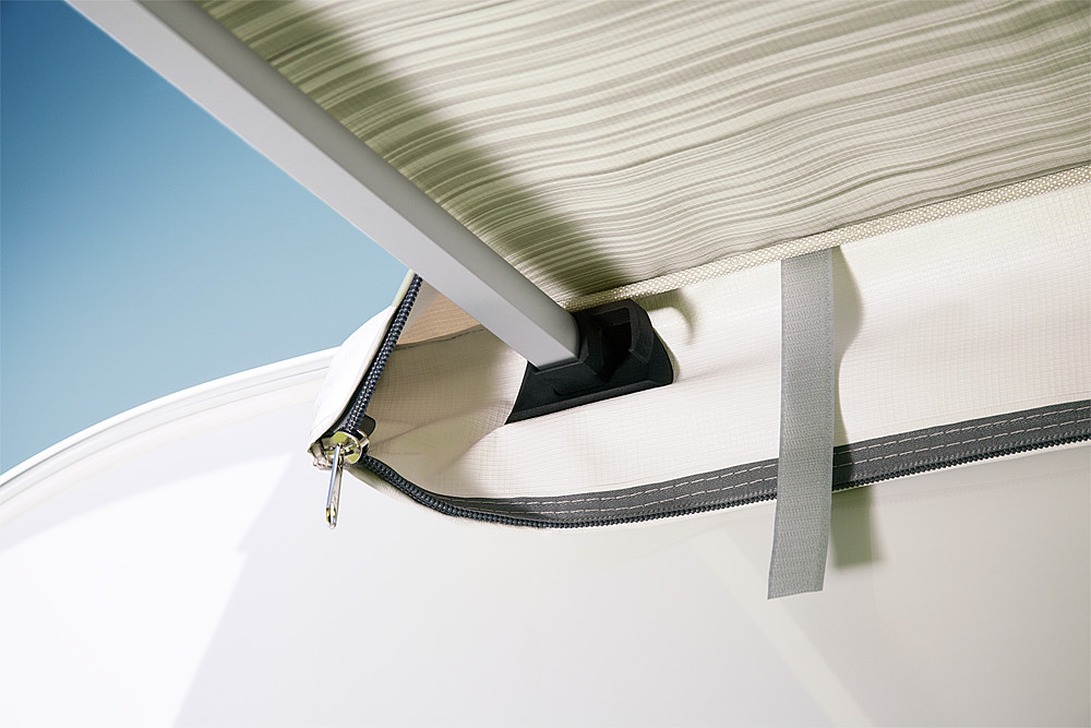 Thule Omnistor 1200, šedá Mystic, 500 x 250 cm