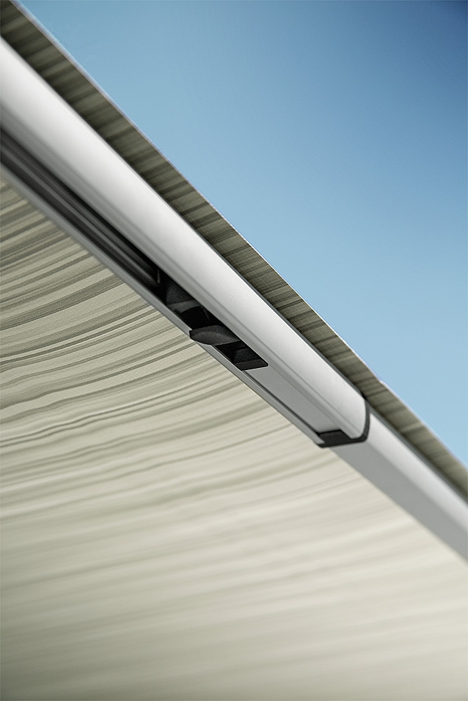 Thule Omnistor 1200, šedá Mystic, 500 x 250 cm