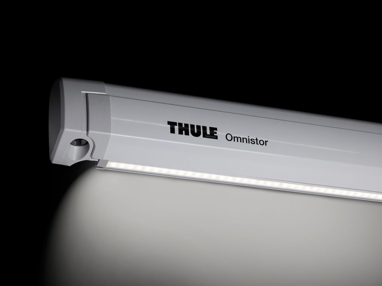 LED lišta Thule Omnistor 5200, antracit 500 cm