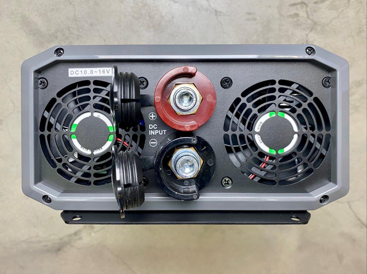 Měnič napětí EPever IPower Plus 1000W 12V