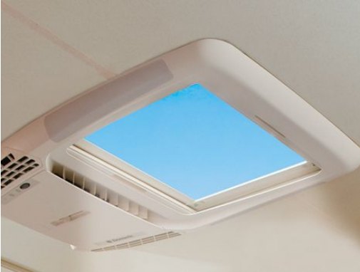 Střešní klimatizace Dometic FreshLight 2200