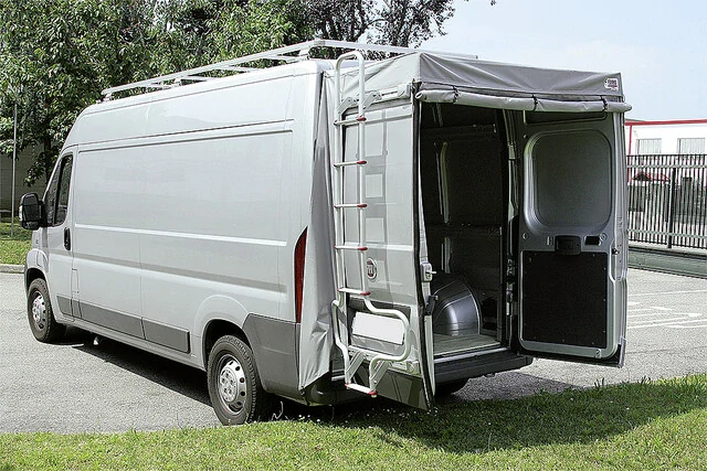 Stanový kryt zadních dveří Fiamma pro Fiat Ducato